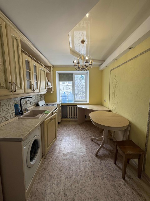 4 комн., 72 м², КПД, Старый город