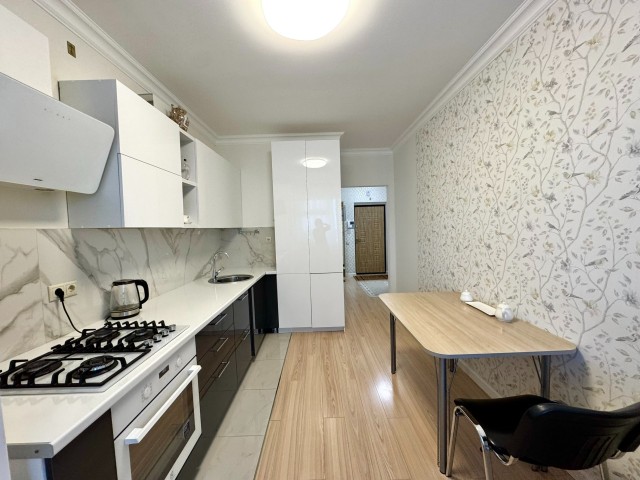 1 комн., 43 м², Блочный, Прометей, ЖК