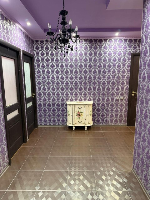 2 комн., 67 м², Блочный, Автовокзал 4