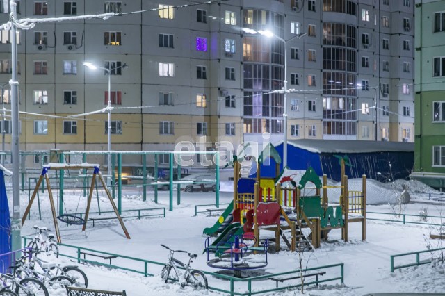 2 комн., 48 м², Монолитно-каркасный, 203 мкрн. 18