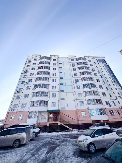 1 комн., 35 м², Инд. планировка, Областная больница, рынок "Манньыаттаах"