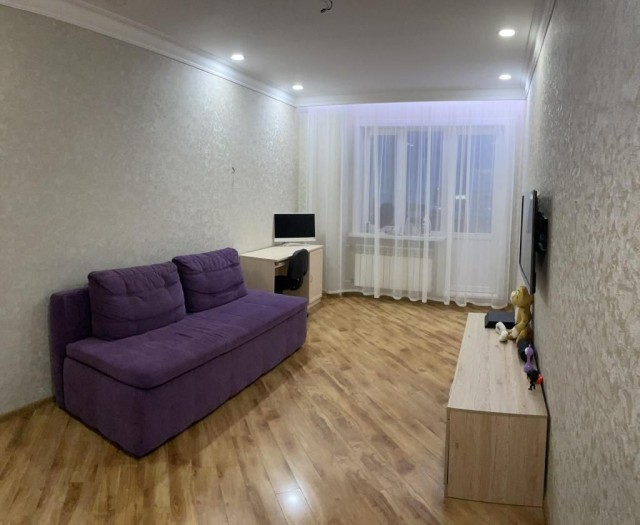 2 комн., 71 м², Монолитно-каркасный, Крестьянский рынок, стадион "Туймаада" 8