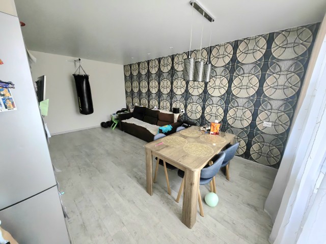 3 комн., 61 м², Блочный, Жатай 2