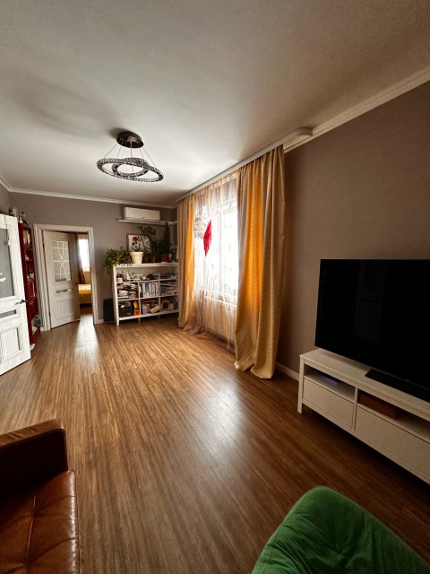 3 комн., Монолитно-каркасный, Вилюйский тракт 3