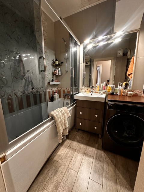 3 комн., Монолитно-каркасный, Вилюйский тракт 10