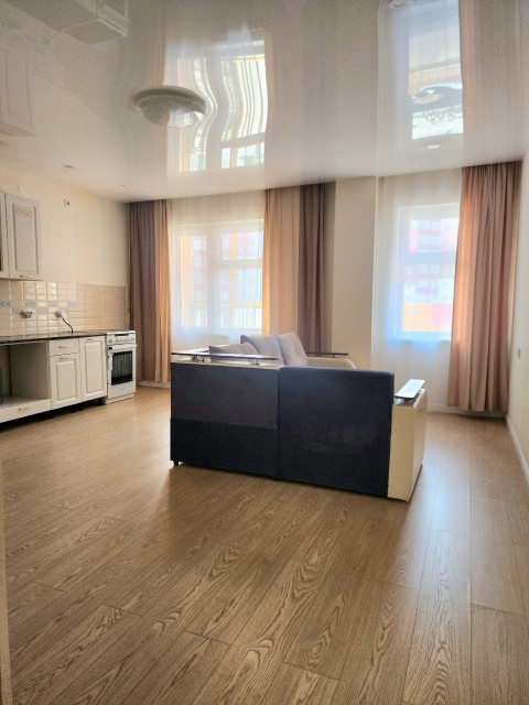 2 комн., 52 м², Монолитно-каркасный, 203 мкрн. 2