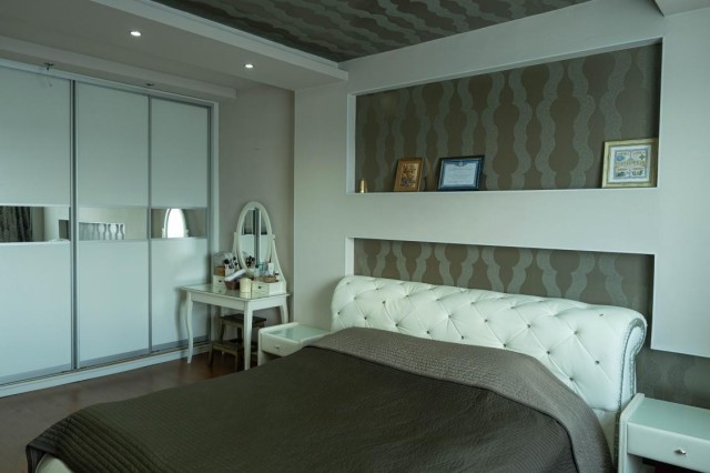 3 комн., Монолитно-каркасный, 103 квартал (Ростелеком) 6