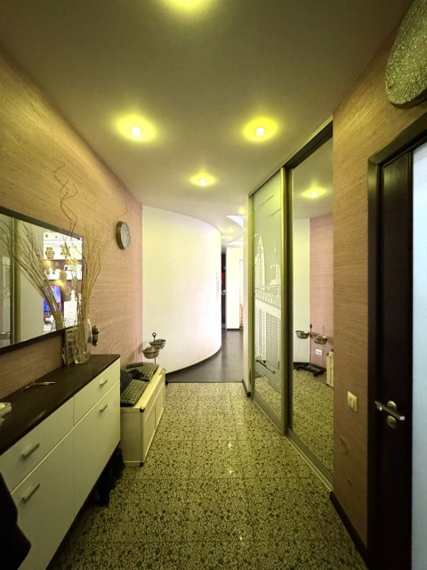 3 комн., 100 м², Блочный, Апельсин 9