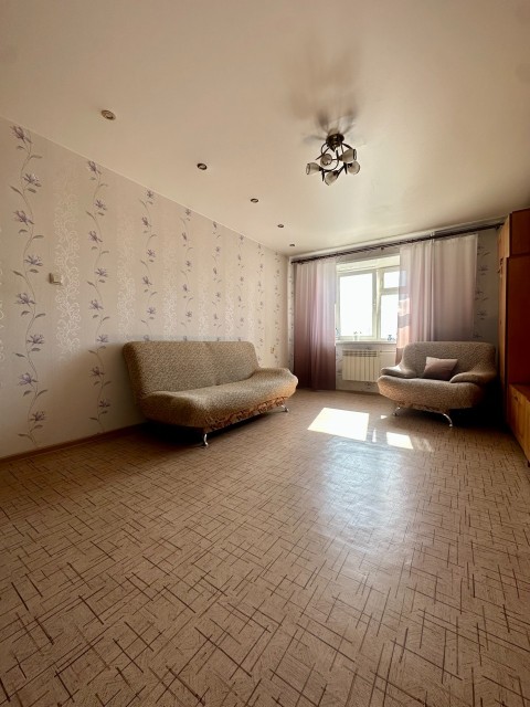 3 комн., 74 м², Инд. планировка, Авиапорт 3