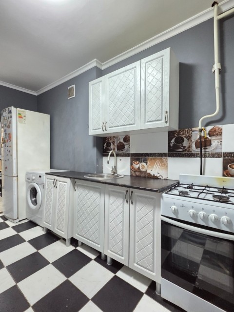 4 комн., 72 м², КПД, Центр - район пл. Комсомольская 4