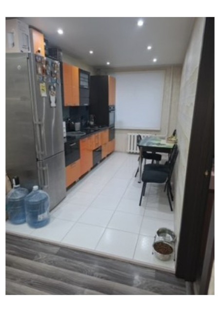 3 комн., 63 м², КПД, Крытый рынок 4