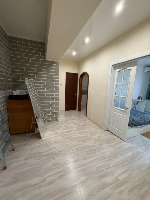 1 комн., 50 м², Блочный, Авиагруппа 4