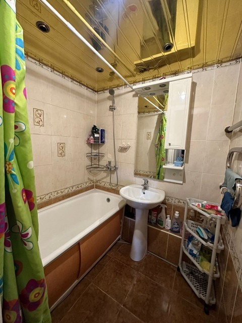 2 комн., 55 м², 112 серия, Областная больница, рынок "Манньыаттаах" 6