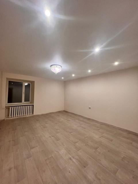 2 комн., 54 м², Блочный, Рынок Столичный