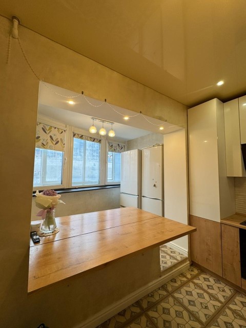 2 комн., Инд. планировка, 203 мкрн. 3