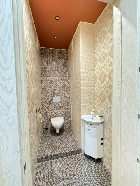 2 комн., Инд. планировка, 203 мкрн. 6