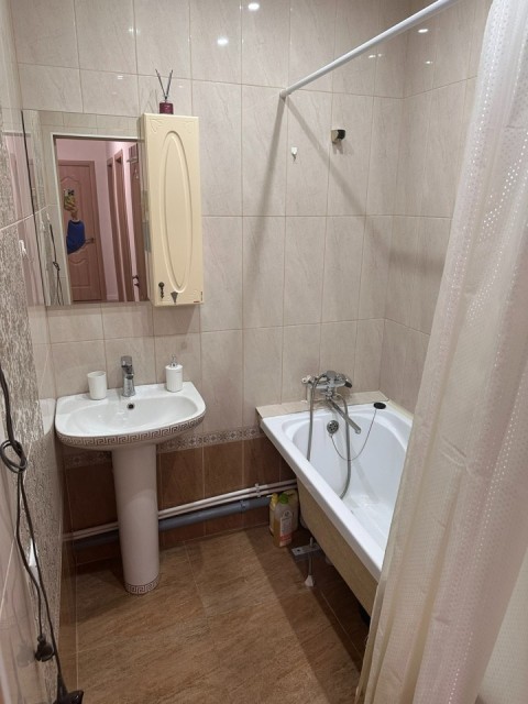 2 комн., 52 м², Монолитно-каркасный, 203 мкрн. 8