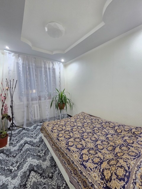 4 комн., 72 м², КПД, Центр - район пл. Комсомольская