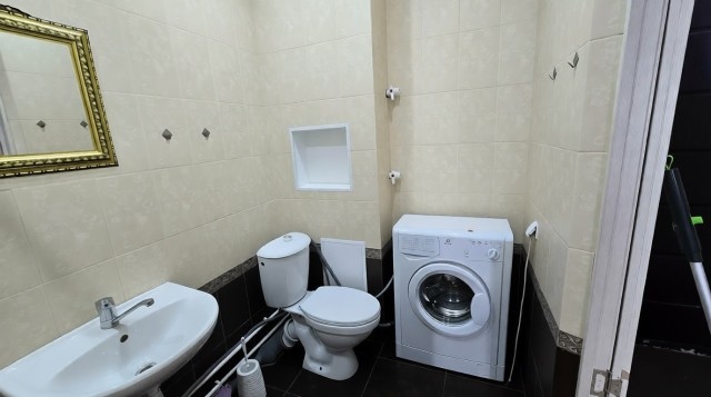 1 комн., 37 м², Монолитно-каркасный 3