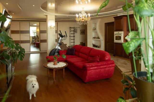 3 комн., Монолитно-каркасный, 103 квартал (Ростелеком) 2