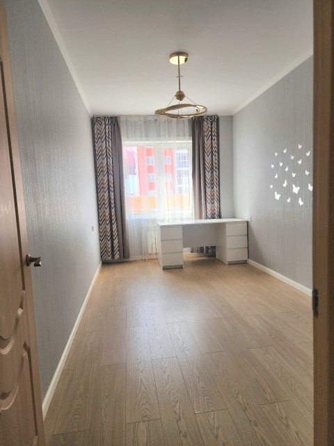 2 комн., 52 м², Монолитно-каркасный, 203 мкрн. 4