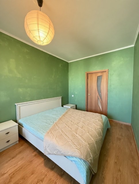 1 комн., 42 м², Монолитно-каркасный, Площадь Победы