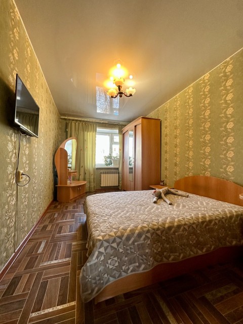 3 комн., 74 м², Инд. планировка, Авиапорт 5