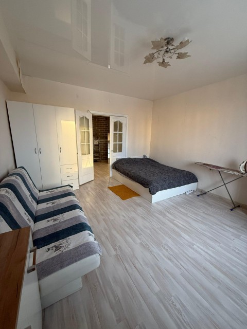 1 комн., 50 м², Блочный, Авиагруппа