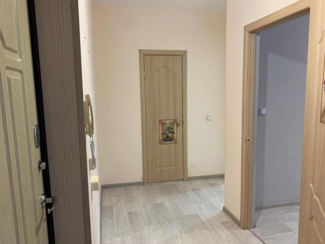 1 комн., 42 м², Блочный, Областная больница, рынок "Манньыаттаах" 3