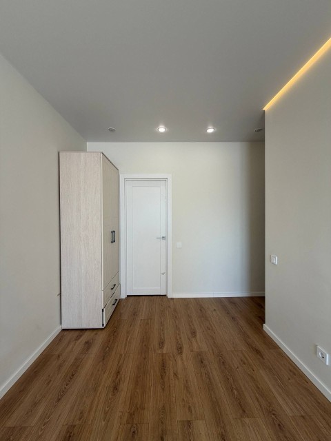 3 комн., 73 м², Монолитно-каркасный, Гимеин 4