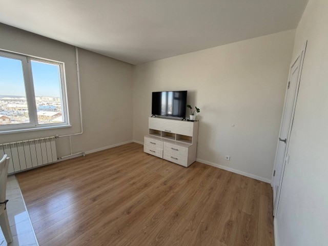 3 комн., 73 м², Монолитно-каркасный, Гимеин 8