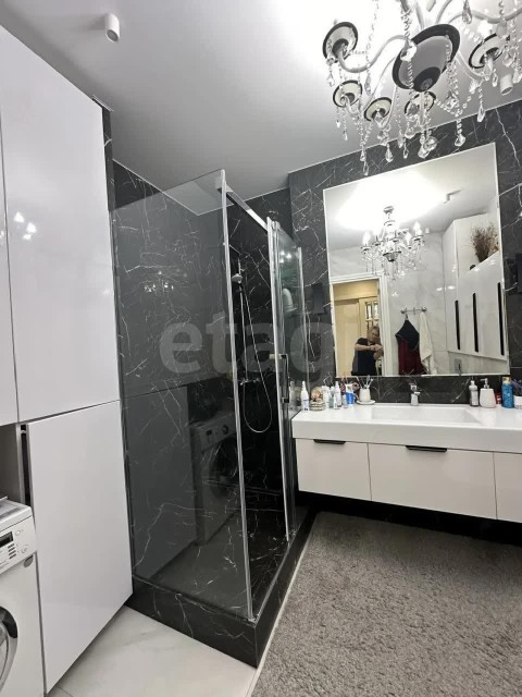 3 комн., 94 м², Монолитно-каркасный, 203 мкрн. 7