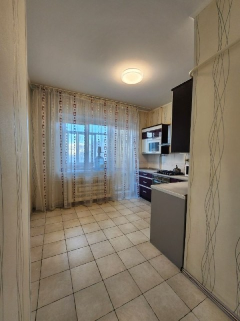 2 комн., 60 м², 112 серия, Центр - район пл. Дружбы 4