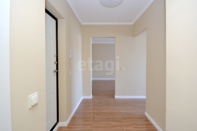 1 комн., 36 м², КПД, Дом быта 8