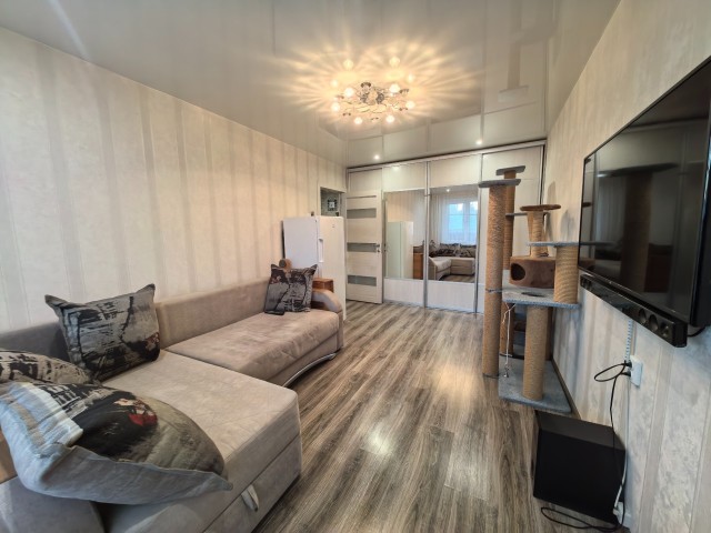 3 комн., 62 м², КПД, Авиапорт 5