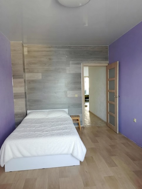 2 комн., 65 м², Блочный, Авиапорт 5