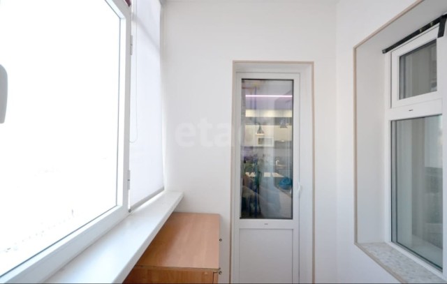 3 комн., 90 м², Монолитно-каркасный, Центр - район пл. Дружбы 13