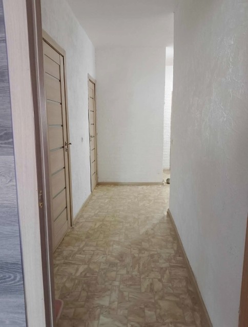 2 комн., 65 м², Блочный, Авиапорт 6