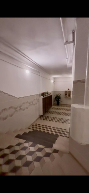 1 комн., 47 м², Инд. планировка, Центр - район пл. Орджоникидзе 7