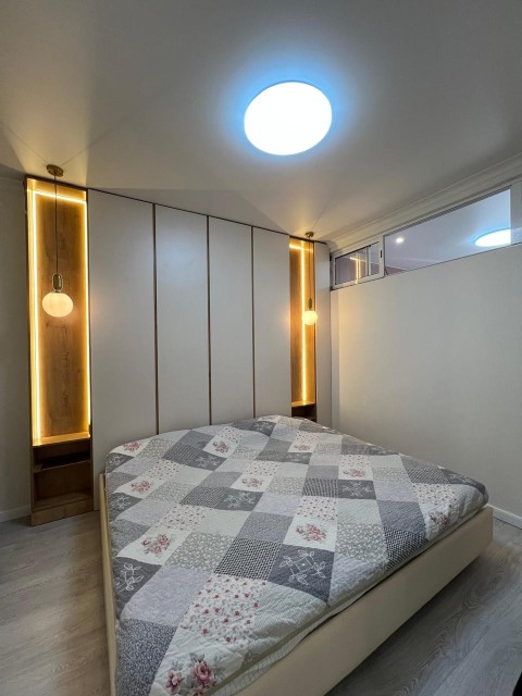 3 комн., 93 м², Монолитно-каркасный, Вилюйский тракт 12