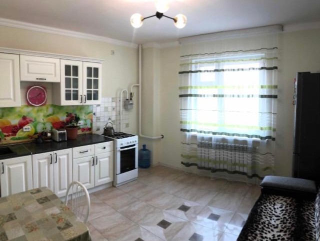 2 комн., 83 м², Монолитно-каркасный, Апельсин 6