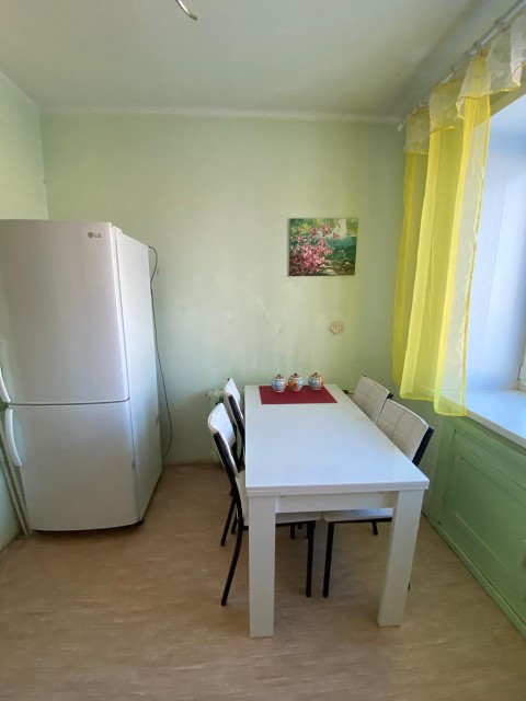 2 комн., 47 м², Инд. планировка, Площадь Победы 3