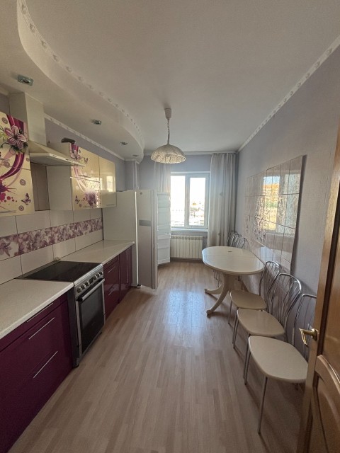 2 комн., 73 м², Монолитно-каркасный, ЯКСМК