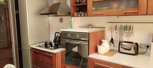 4 комн., 71 м², КПД, Дом быта 2