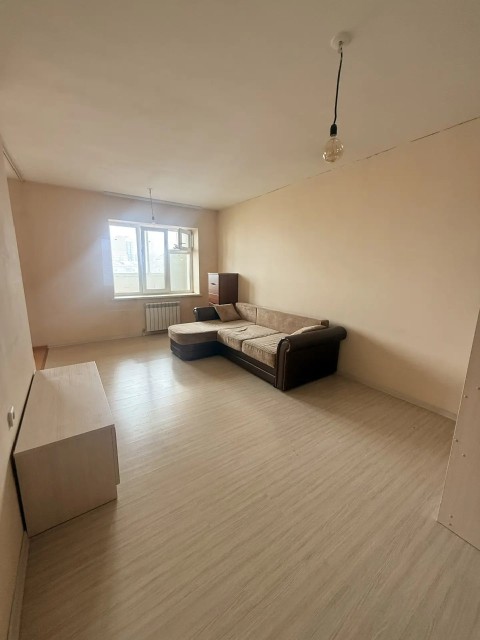 2 комн., 74 м², Монолитно-каркасный, 103 квартал (Ростелеком) 5