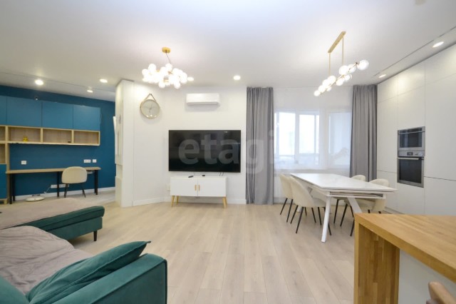 4 комн., 96 м², Монолитно-каркасный, 203 мкрн. 2