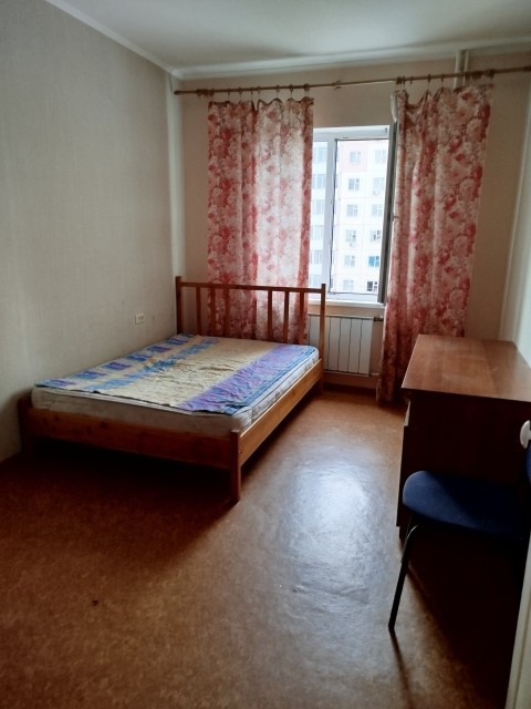 1 комн., 34 м², Блочный, Студгородок 5