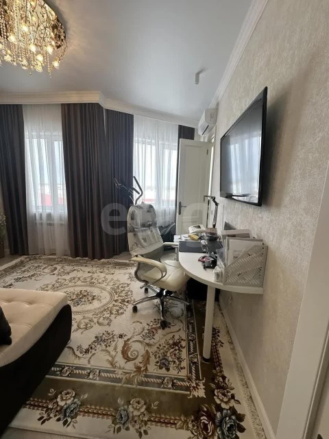 3 комн., 94 м², Монолитно-каркасный, 203 мкрн. 2