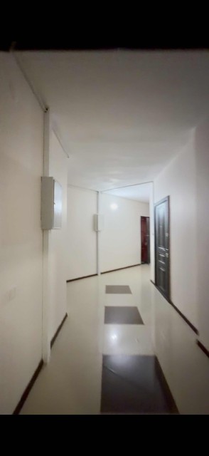 1 комн., 47 м², Инд. планировка, Центр - район пл. Орджоникидзе 10