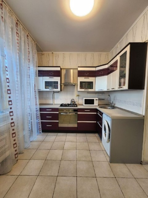 2 комн., 60 м², 112 серия, Центр - район пл. Дружбы 3